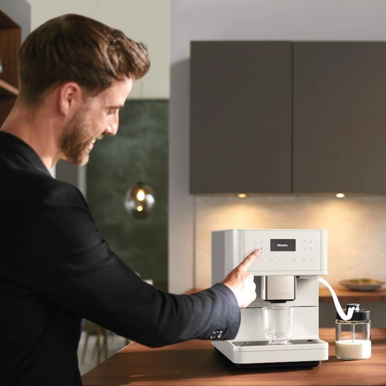 Miele Kaffemaskin CM 6160 Lotusvit