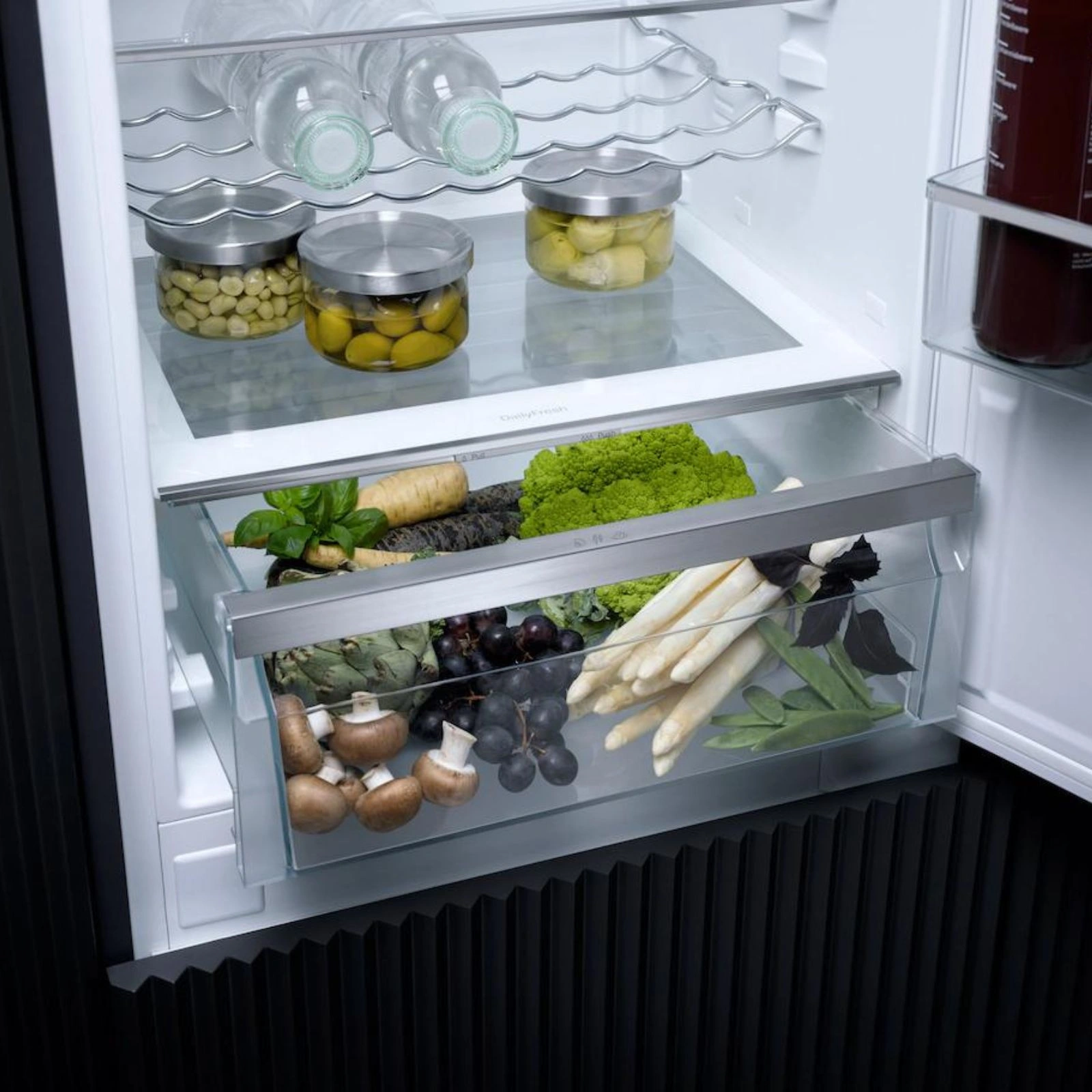 Miele Integrerat kyl/frysskåp KF 7731 D