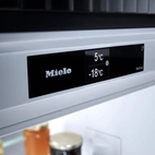Miele Integrerat kyl/frysskåp KF 7772 B