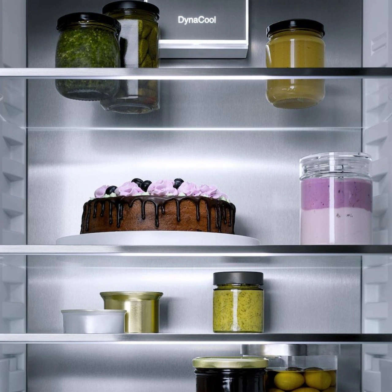 Miele Integrerat kyl/frysskåp KF 7772 B