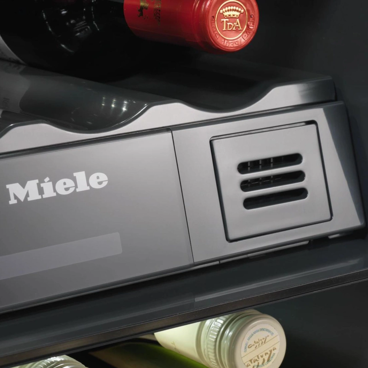 Built-in Wine Cooler KWT6321UG