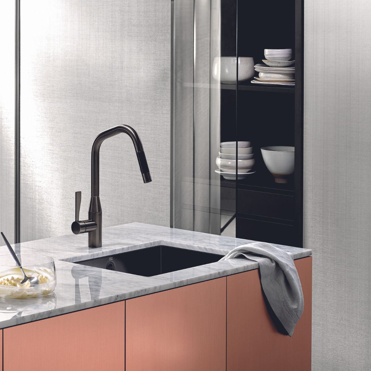 Sync kantig Köksblandare m. dusch Mattsvart