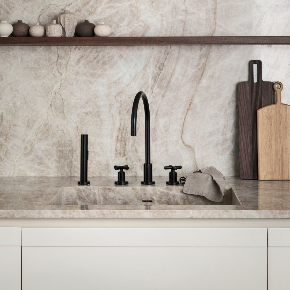 Tara Three-Hole Mixer Brushed Dark Platinum