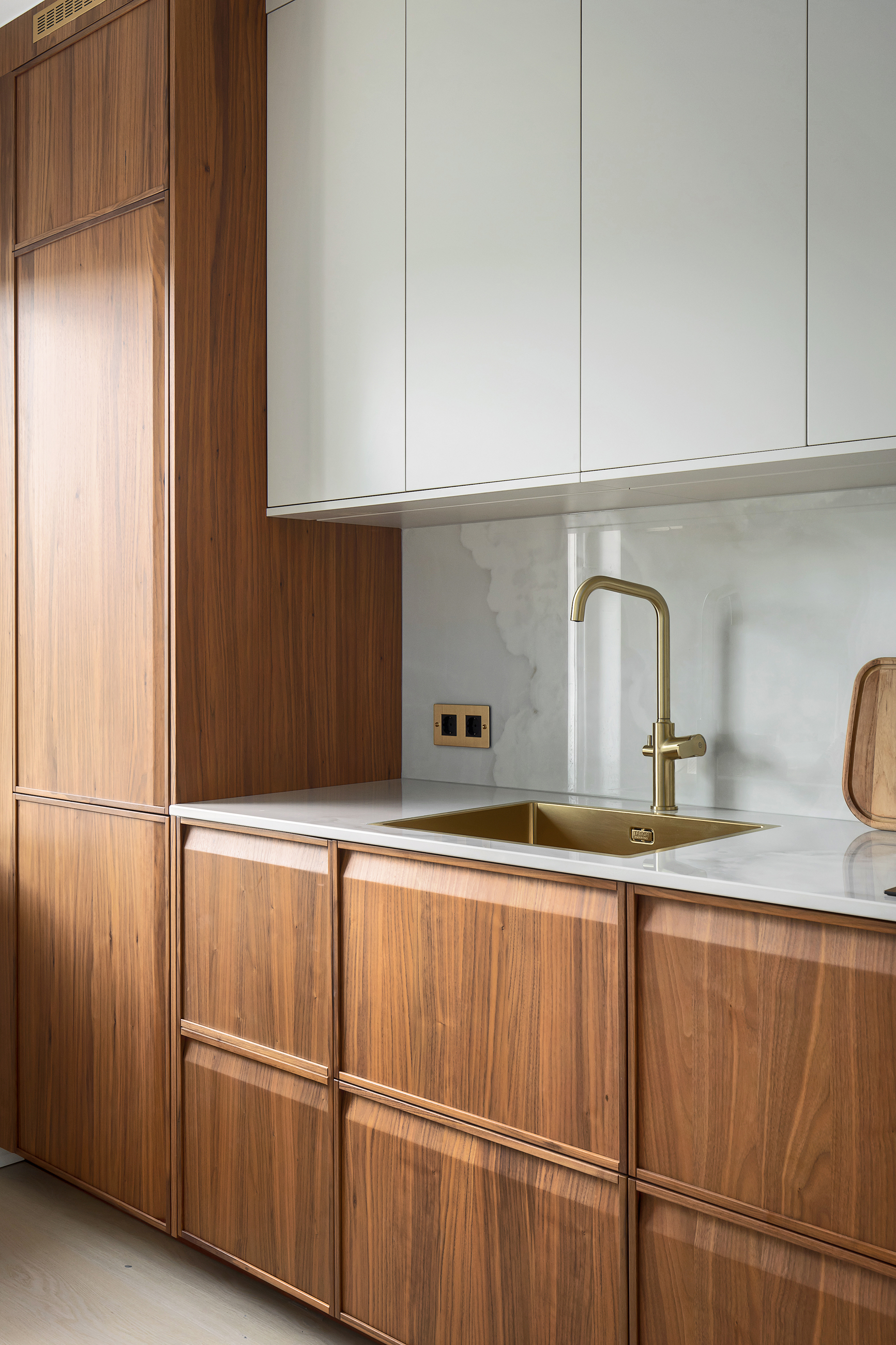 Elegant köksdesign: Tidlös skönhet i Valnöt