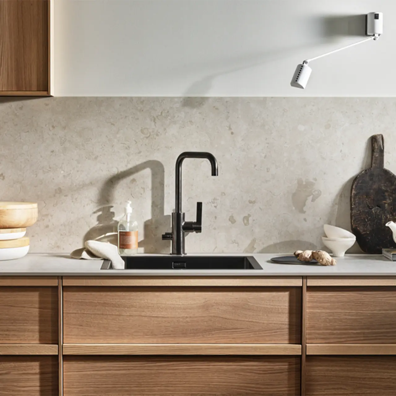 Tapwell Köksblandare ARM984 Black Chrome